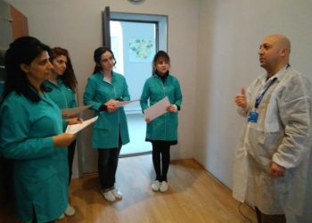 AEM Dərman vasitələrinin keyfiyyətinin yoxlanılması Laboratoriyasında təlim
