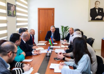 Səhiyyə Nazirliyi Analitik Ekspertiza Mərkəzində “1 mart – Ümumdünya Mülki Müdafiə günü” qeyd edilib