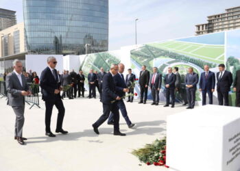 Səhiyyə Nazirliyi Analitik Ekspertiza Mərkəzinin rəhbərliyi Zəfər Parkını ziyarət edib